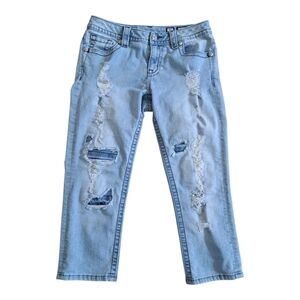 Miss Me Capri Jeans